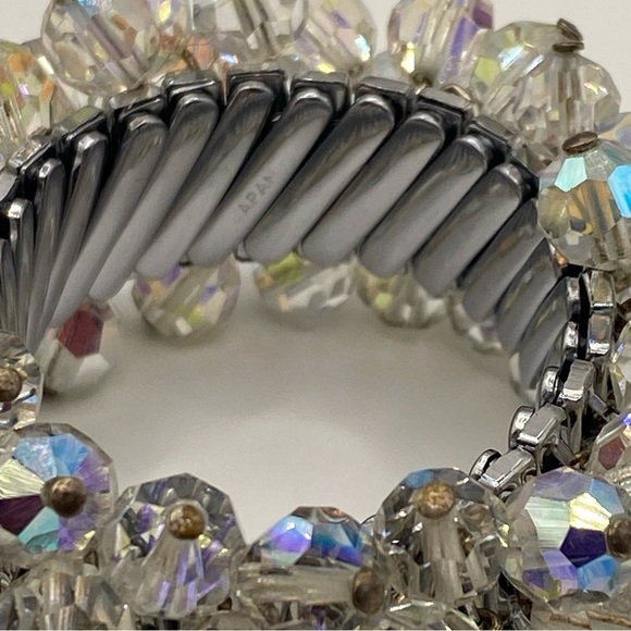 Vintage Glass Aurora Borealis Bead Cha Cha Stretch Bracelet-Japan 1950s - Picture 6 of 6